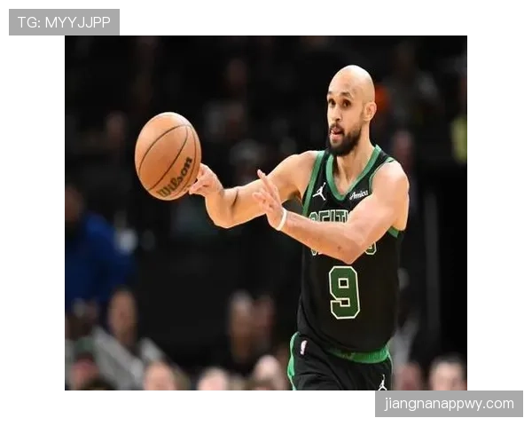 德里克·怀特利用挡拆制造空间提升关键时刻得分效率