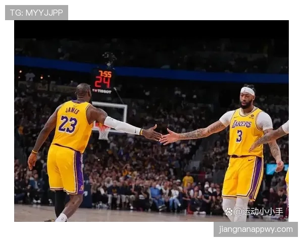 佩顿·普里查德替补无球跑动撕裂对手一号位拉开外线